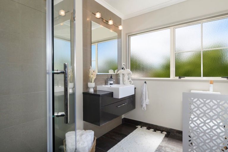 Photo of property in 14 Kenmure Place, Bethlehem, Tauranga, 3110