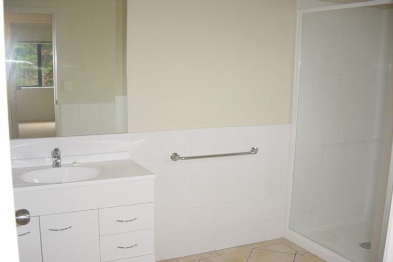 Photo of property in 51 Tiri Tiri Road, Birkdale, Auckland, 0626