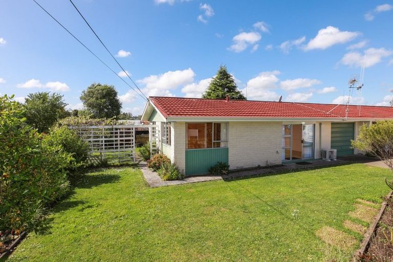 Photo of property in 69 Tuhikaramea Road, Dinsdale, Hamilton, 3204