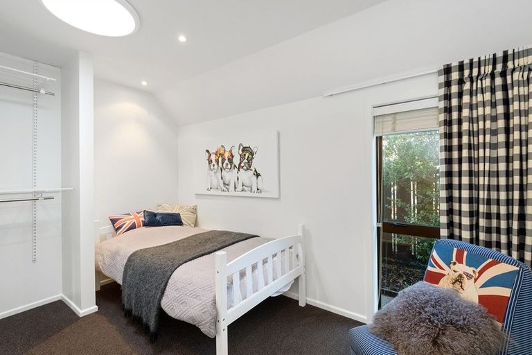 Photo of property in 24 Bannister Place, Ilam, Christchurch, 8053