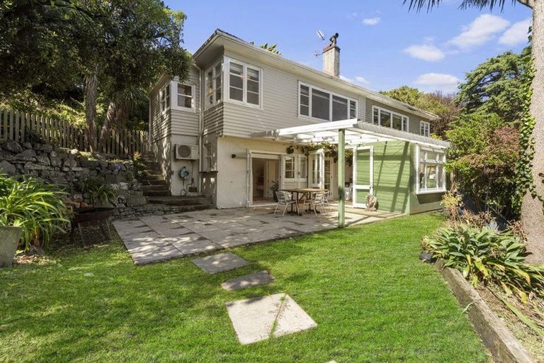 Photo of property in 11 Leveson Street, Strathmore Park, Wellington, 6022