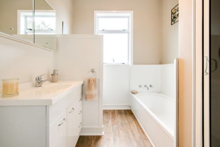 Photo of property in 204 Windsor Avenue, Parkvale, Hastings, 4122