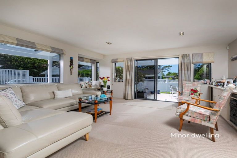 Photo of property in 49a Roland Road, Greenhithe, Auckland, 0632