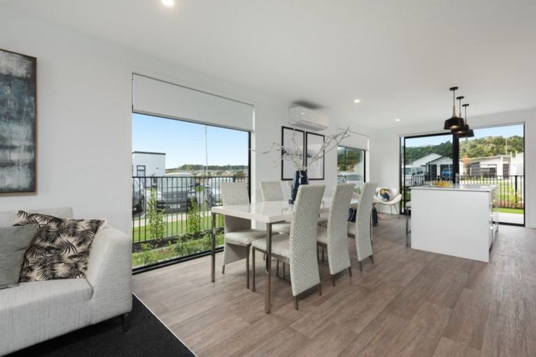 Photo of property in 8 Foley Grove, Pyes Pa, Tauranga, 3110