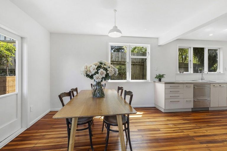 Photo of property in 63 Gordon Road, Plimmerton, Porirua, 5026