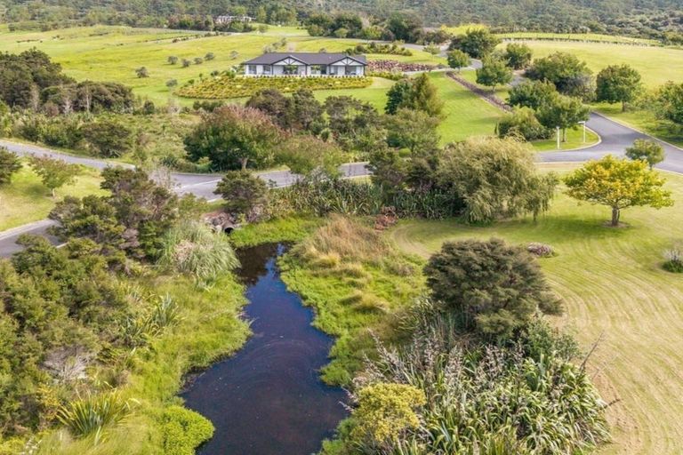 Photo of property in 53 Robert Hastie Drive, Mangawhai, 0573