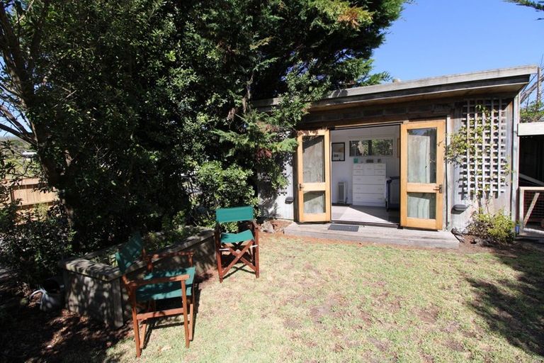 Photo of property in 10 Mack Street, Foxton Beach, Foxton, 4815