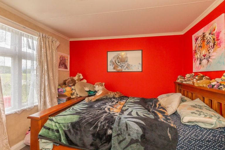 Photo of property in 156 Arapaepae Road, Levin, 5510