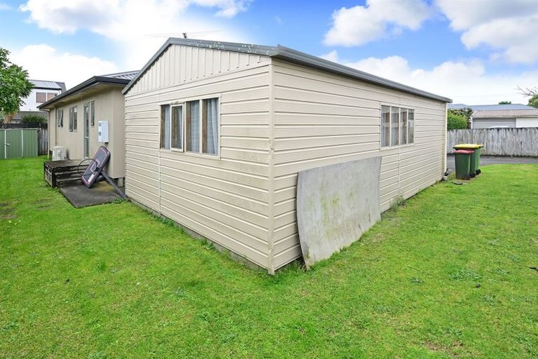 Photo of property in 54a Alma Crescent, Papakura, 2110