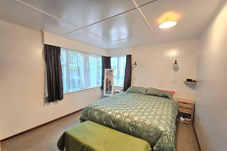 Photo of property in 22 Clinton Street, Fitzroy, New Plymouth, 4312