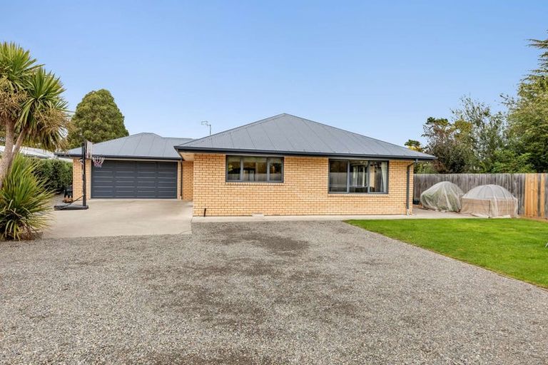 Photo of property in 15 Church Street, Oxford, 7430