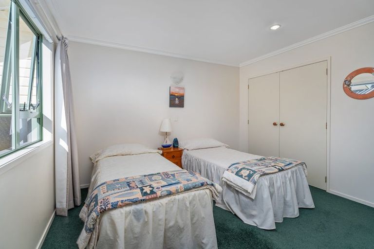 Photo of property in 19 Martin Place, Cooks Beach, Whitianga, 3591