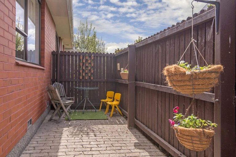 Photo of property in 1/36 Laing Crescent, Heathcote Valley, Christchurch, 8022