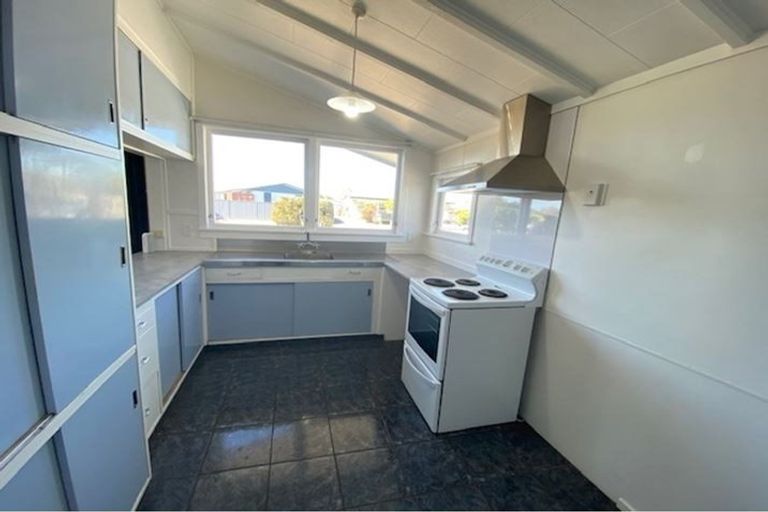 Photo of property in 55 Folkestone Drive, Flaxmere, Hastings, 4120