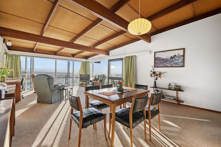 Photo of property in 255 Cannon Hill Crescent, Mount Pleasant, Christchurch, 8081