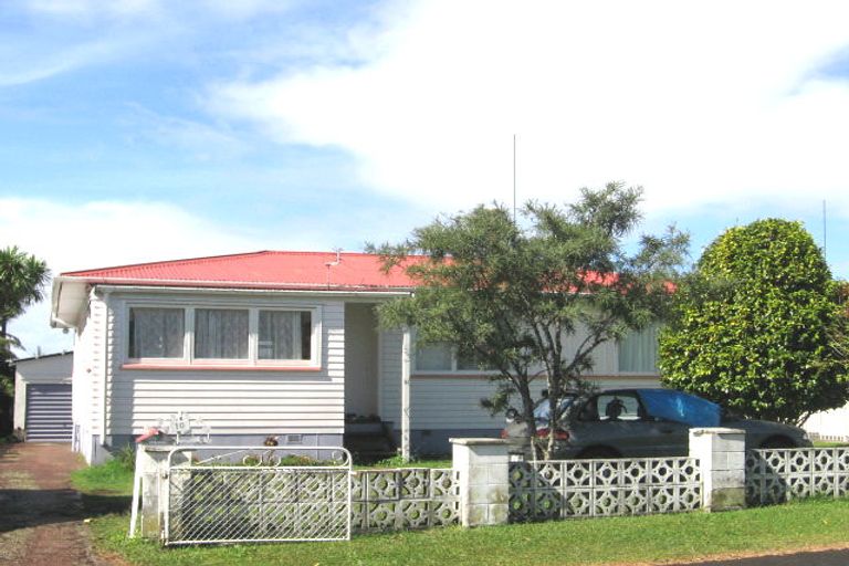 Photo of property in 10 Normandy Place, Henderson, Auckland, 0610