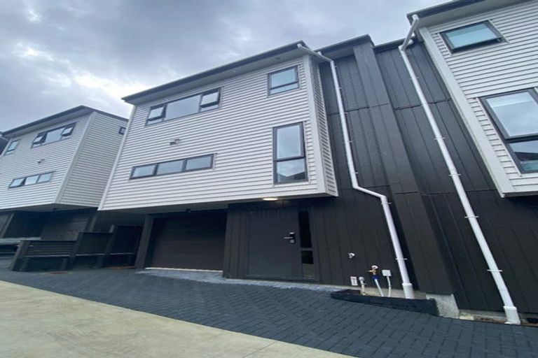 Photo of property in 32b Potter Avenue, Northcote, Auckland, 0627