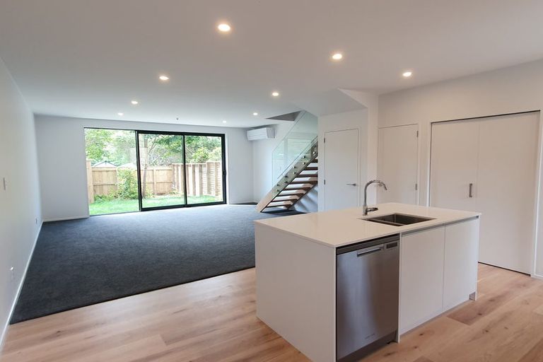 Photo of property in 13 Fancourt Street, Karori, Wellington, 6012