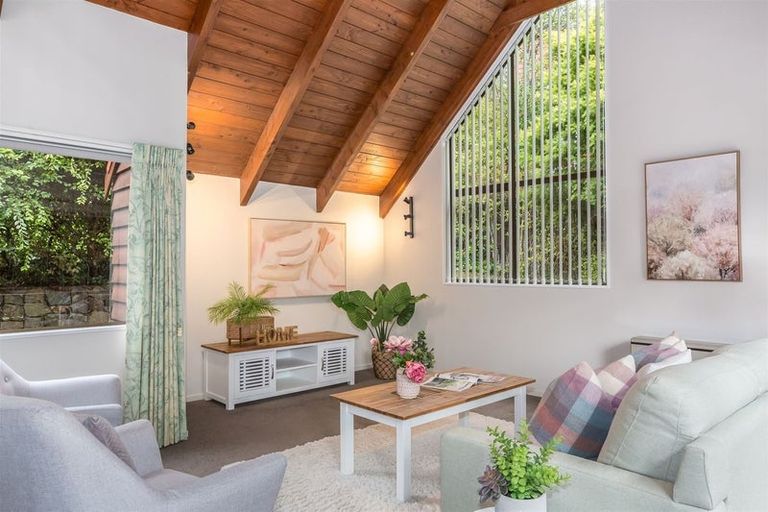 Photo of property in 14 Furneaux Grove, Whitby, Porirua, 5024