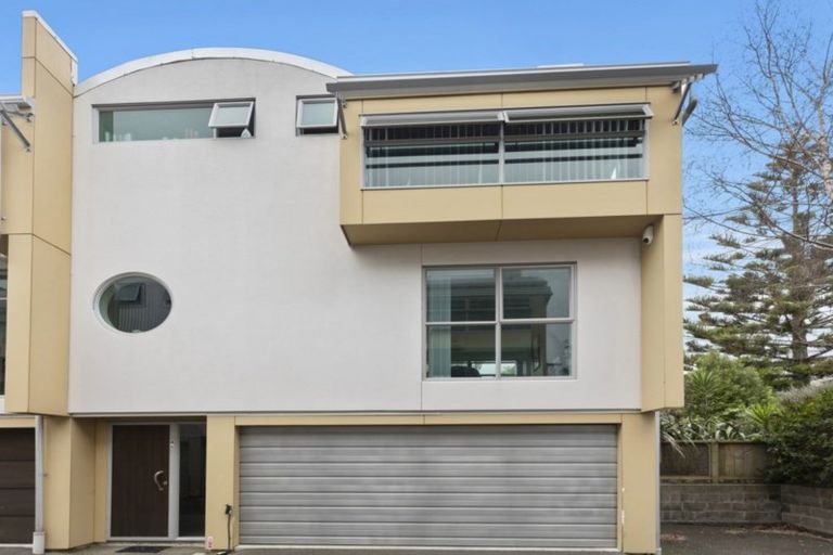 Photo of property in 4a/10 Park Avenue, Epuni, Lower Hutt, 5011