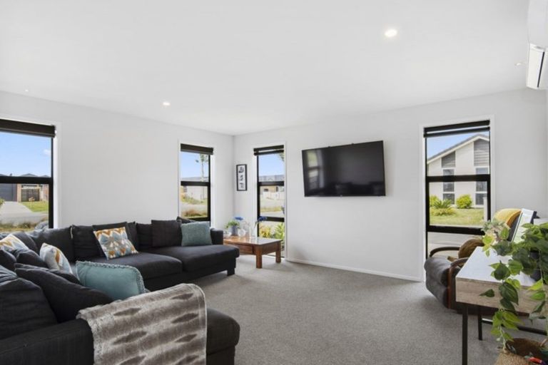 Photo of property in 76a The Boulevard, Papamoa Beach, Papamoa, 3118