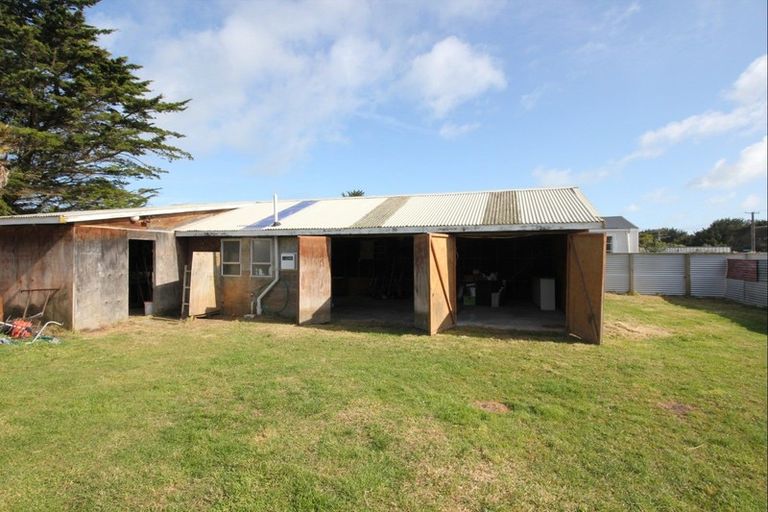 Photo of property in 6a Holben Parade, Foxton Beach, Foxton, 4815