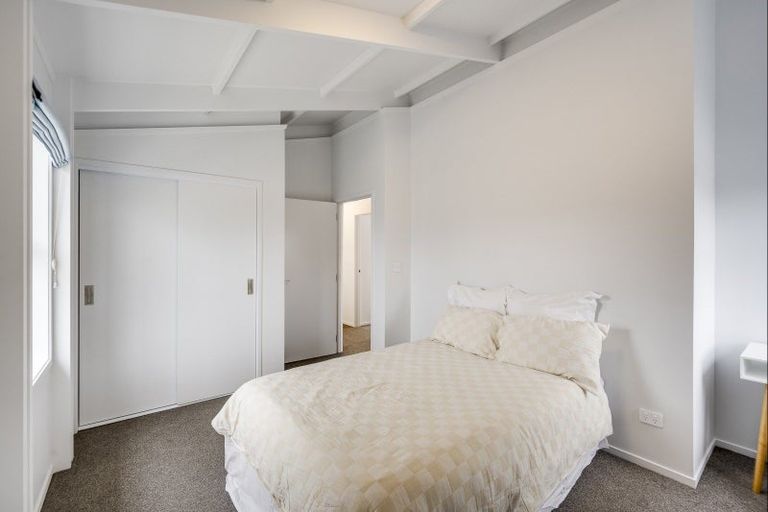 Photo of property in Lantern Light Takeaways, 1012 Willowpark Road North, Mayfair, Hastings, 4122