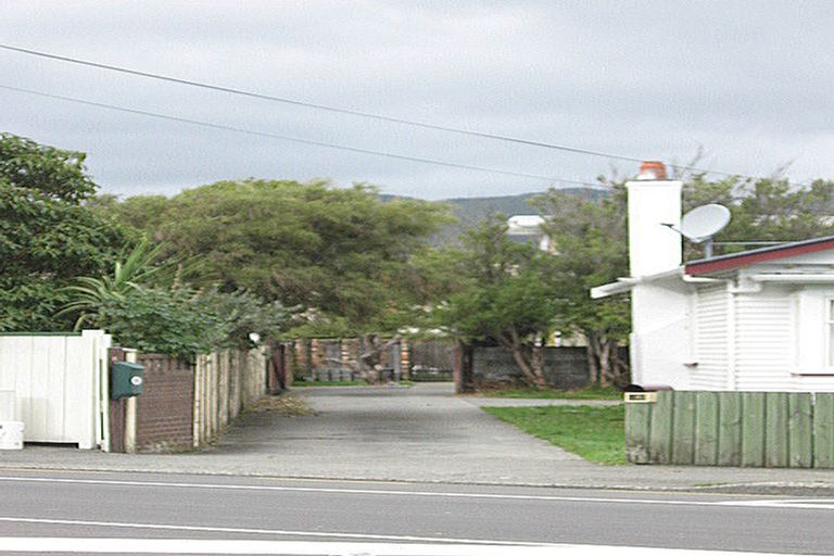 Photo of property in 160a Kings Crescent, Hutt Central, Lower Hutt, 5010