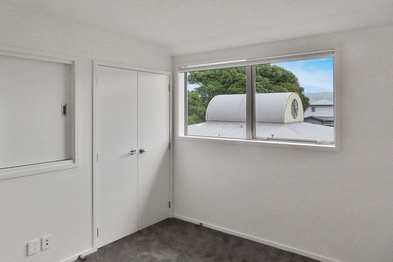 Photo of property in 4/29 Waiwhetu Road, Waiwhetu, Lower Hutt, 5010