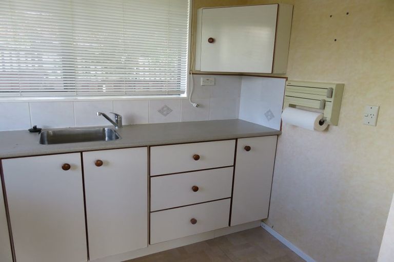 Photo of property in 1b Cairngorm Place, Highland Park, Auckland, 2010