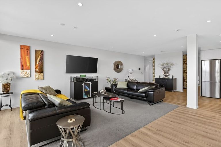 Photo of property in 605/64 Kilmore Street, Christchurch Central, Christchurch, 8013