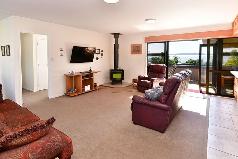Photo of property in 35 Tamatea Drive, Snells Beach, 0920