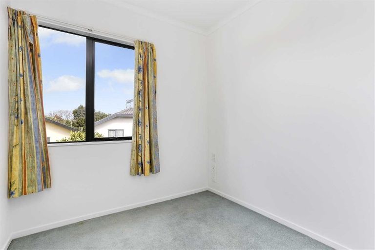 Photo of property in 2/13 Arawa Street, New Lynn, Auckland, 0600