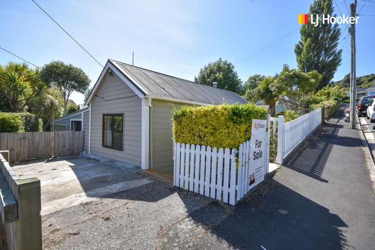 Photo of property in 6 Greenock Street, Kaikorai, Dunedin, 9010
