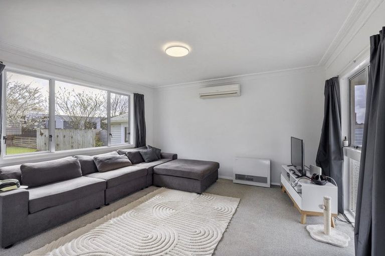 Photo of property in 13 Albert Street, Hawera, 4610