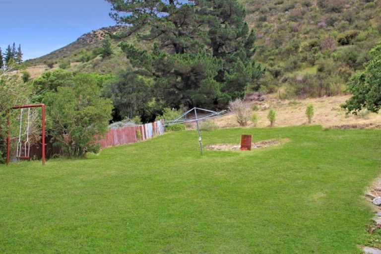 Photo of property in 15 Smith Street, Roxburgh, 9500