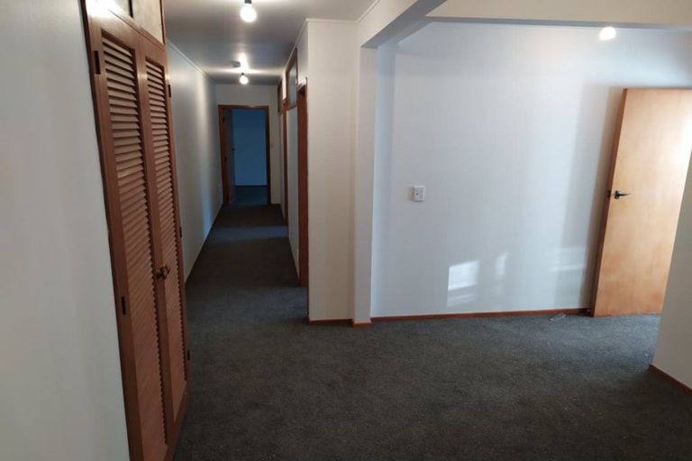 Photo of property in 12 Mairangi Road, Wadestown, Wellington, 6012