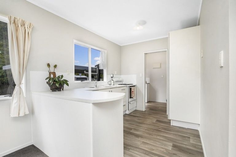 Photo of property in 37e Lindsay Crescent, Nawton, Hamilton, 3200