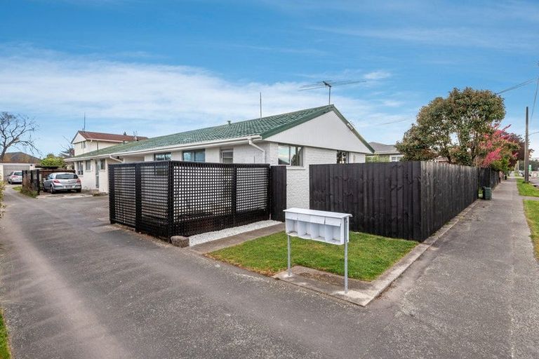Photo of property in 1/30 Garvins Road, Hornby, Christchurch, 8042