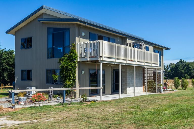 Photo of property in 10 Ellis Road, Normanby, Timaru, 7971