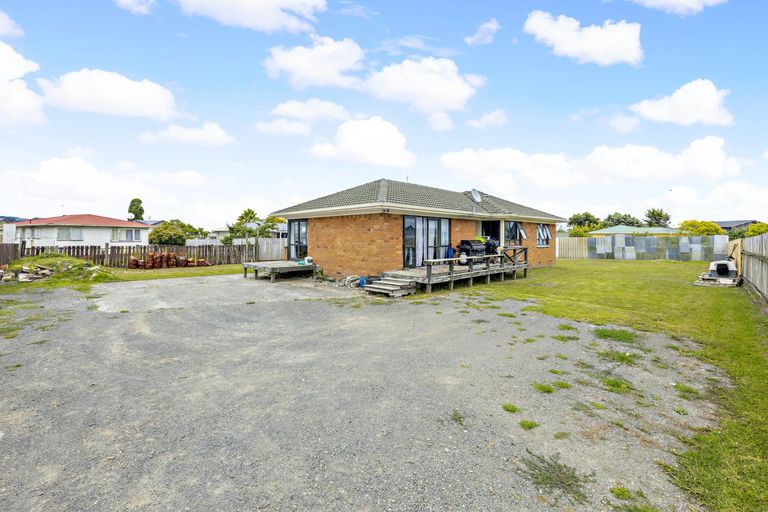 Photo of property in 18 President Avenue, Papakura, 2110