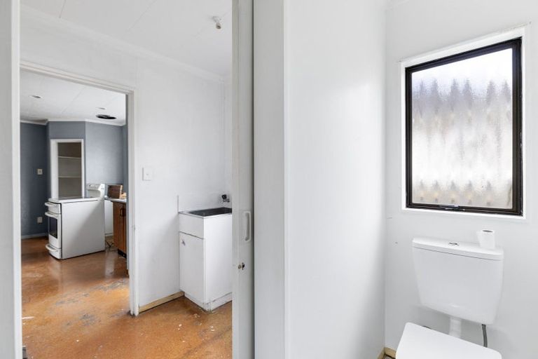 Photo of property in 4 Ngarimu Street, Roslyn, Palmerston North, 4414