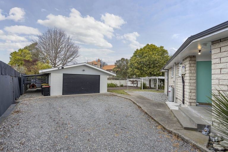 Photo of property in 8 Doggett Place, Rangiora, 7400