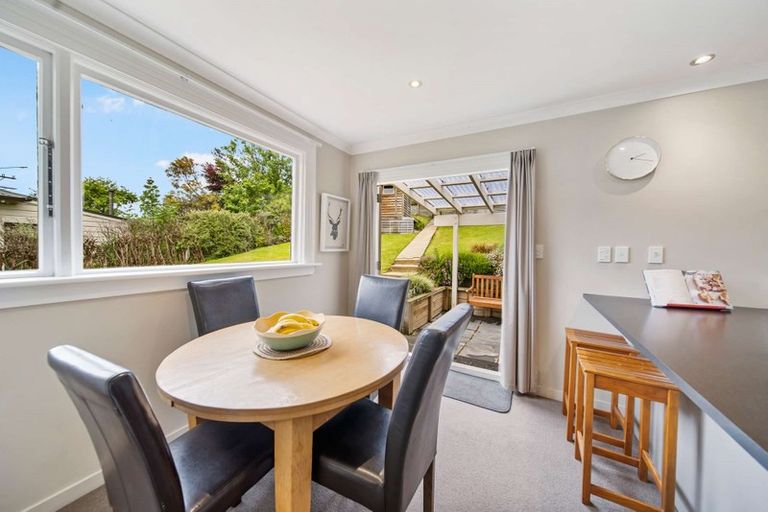 Photo of property in 21 Glenross Street, Glenross, Dunedin, 9011