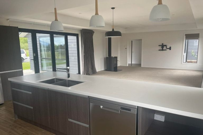 Photo of property in 2 Batsford Lane, Lower Shotover, Queenstown, 9371