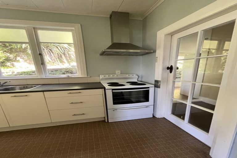 Photo of property in 75 Todman Street, Brooklyn, Wellington, 6021