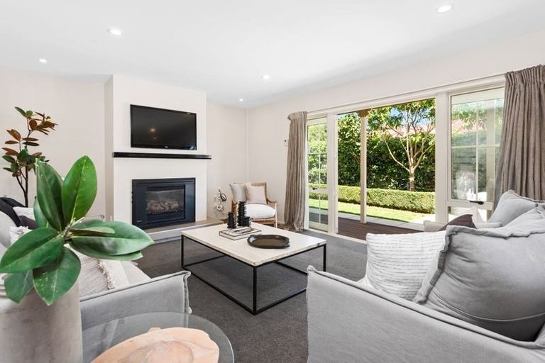 Photo of property in 16a Winton Street, St Albans, Christchurch, 8014