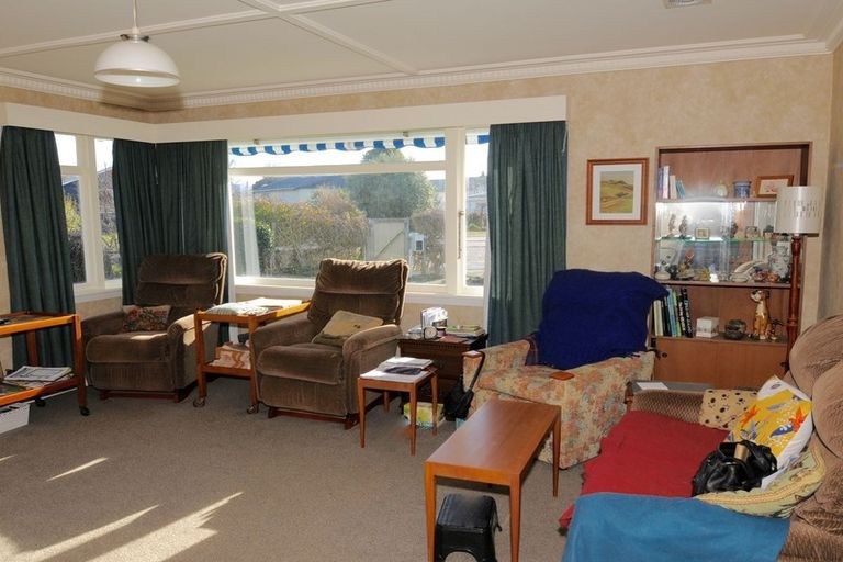 Photo of property in 61 Rhodes Street, Waimate, 7924