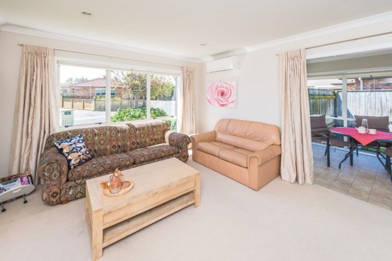 Photo of property in 12 Gilligan Close, College Estate, Whanganui, 4500