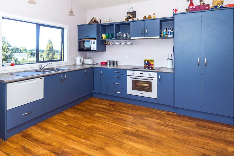 Photo of property in 10 Ellis Road, Normanby, Timaru, 7971